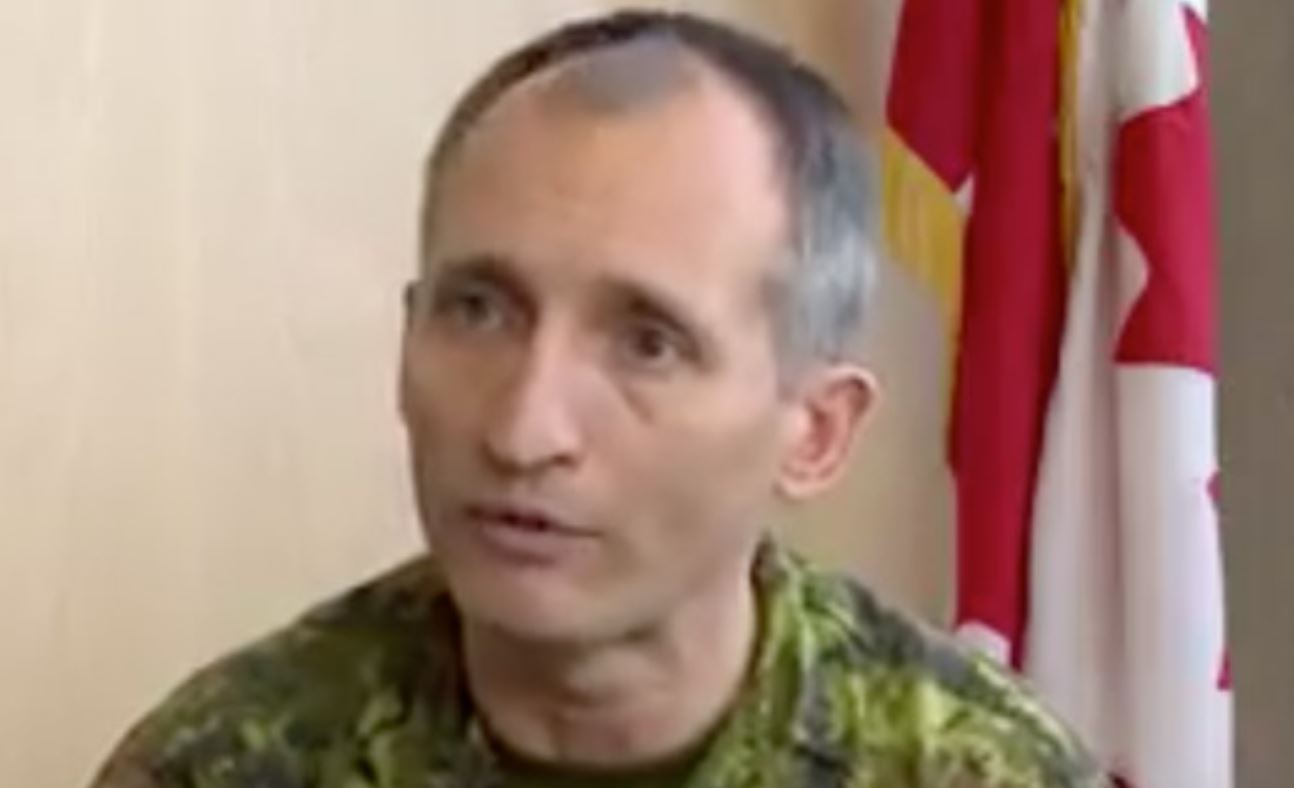 stalo-izvestno-ob-areste-pytavshegosya-bezhat-s-azovstali-kanadskogo-generala