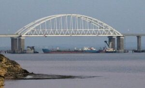ob-okruzhenii-ukrainskoj-gruppirovki-v-donbasse-i-otrazhenii-vozmozhnoj-ataki-na-krymskij-most